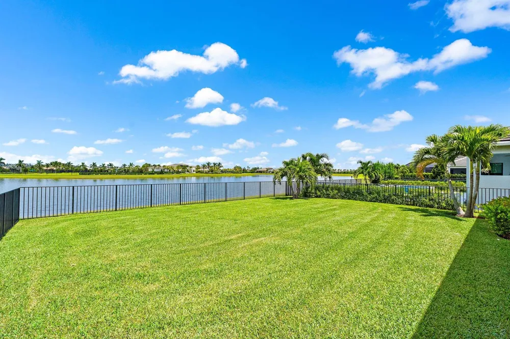 15883 Key Biscayne Lane Westlake, FL 33470