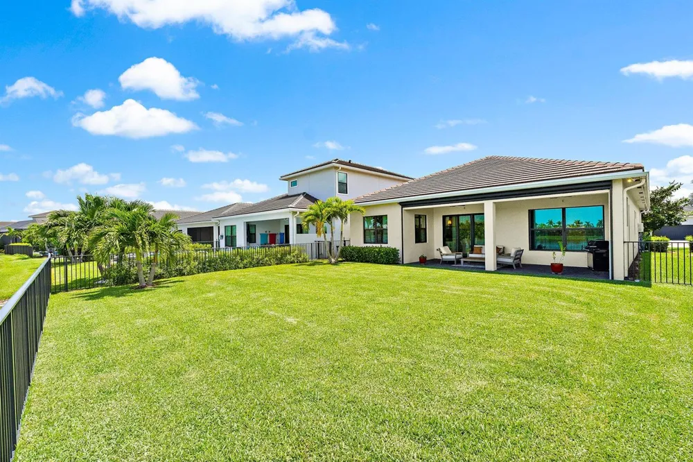 15883 Key Biscayne Lane Westlake, FL 33470