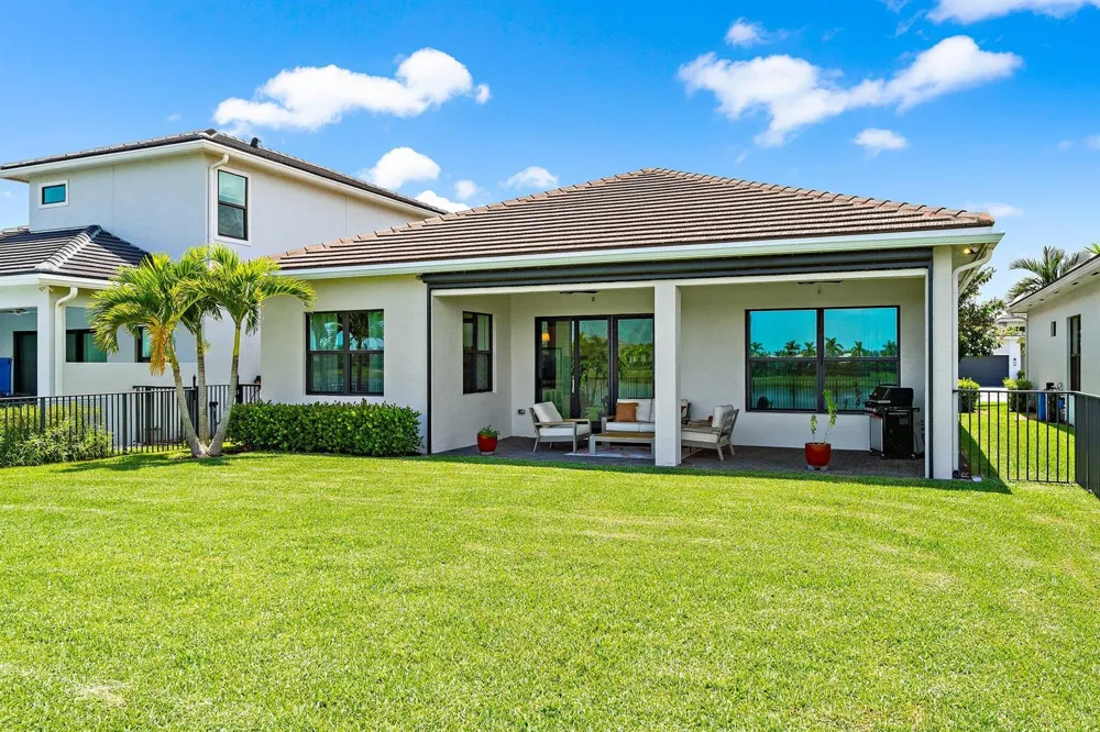 15883 Key Biscayne Lane Westlake, FL 33470