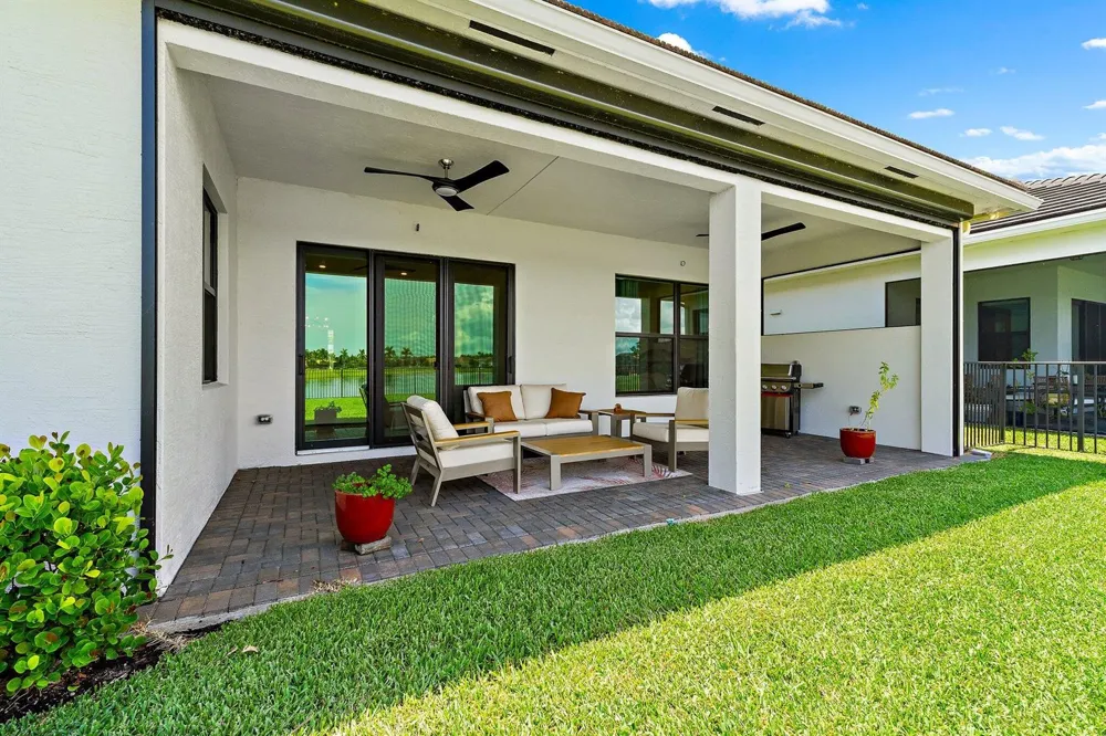 15883 Key Biscayne Lane Westlake, FL 33470