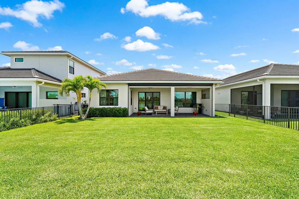 15883 Key Biscayne Lane Westlake, FL 33470
