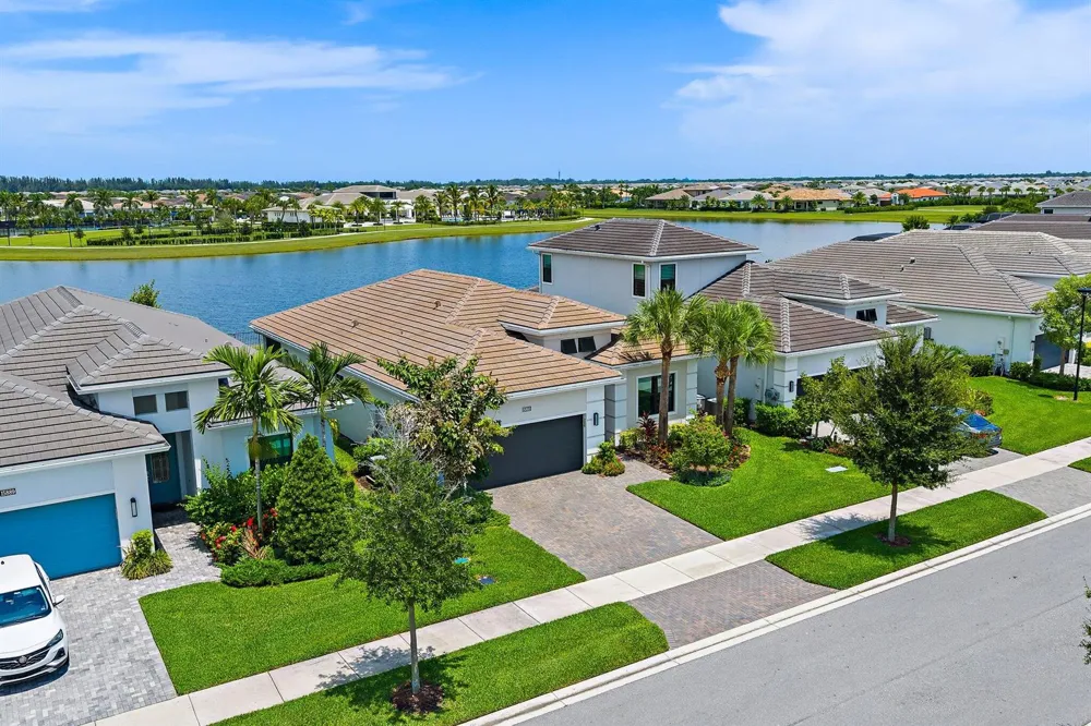15883 Key Biscayne Lane Westlake, FL 33470