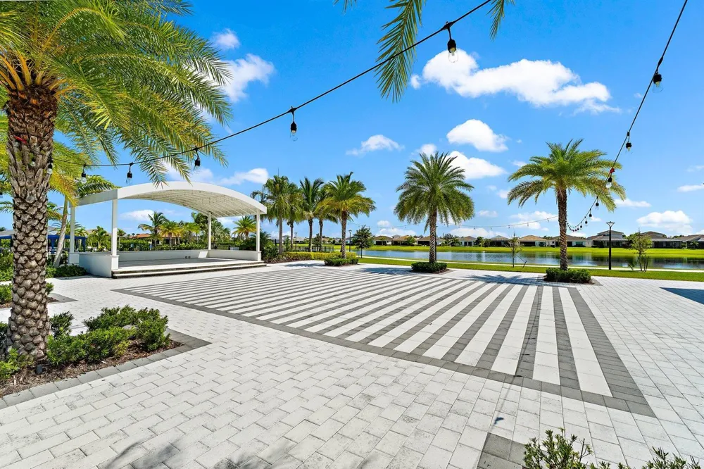 15883 Key Biscayne Lane Westlake, FL 33470