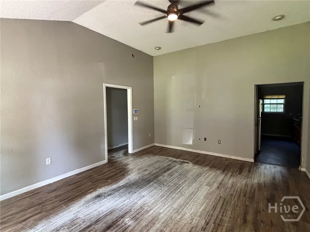 405 Shadowbrook Circle Springfield, GA 31329