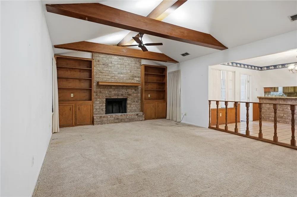 2486 Oak Park Ingleside, TX 78362