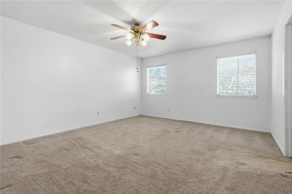 2486 Oak Park Ingleside, TX 78362