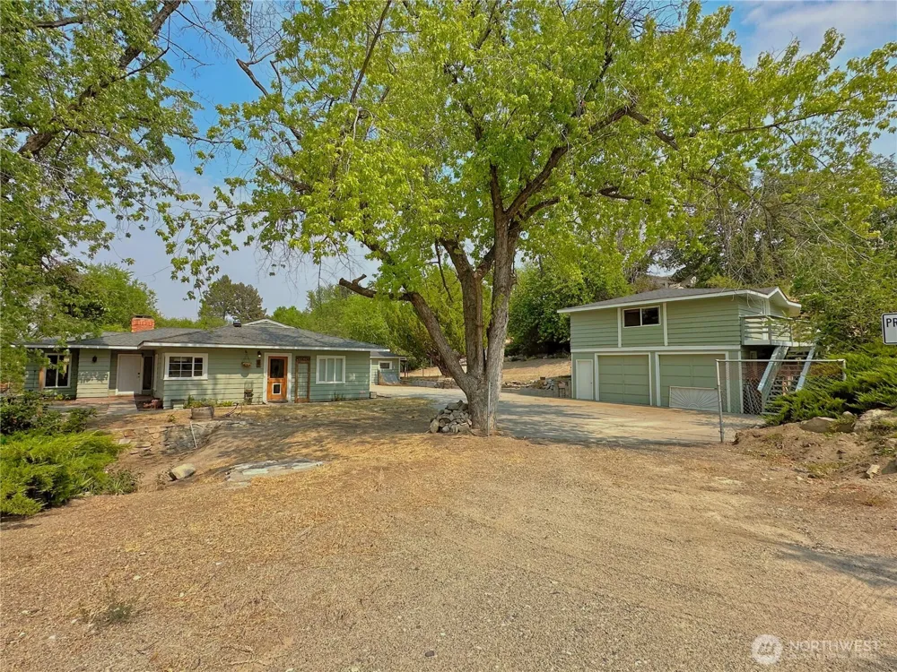 307 Orchard Avenue Elmer City, WA 99124