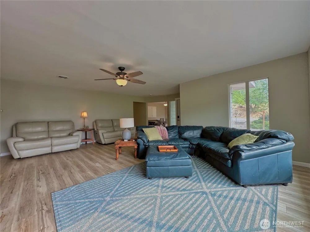 307 Orchard Avenue Elmer City, WA 99124