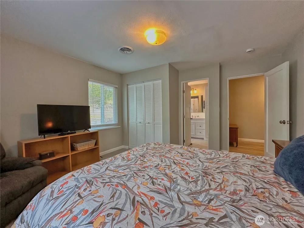 307 Orchard Avenue Elmer City, WA 99124