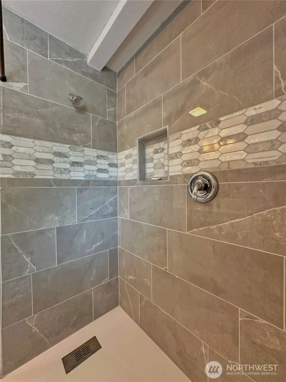 307 Orchard Avenue Elmer City, WA 99124