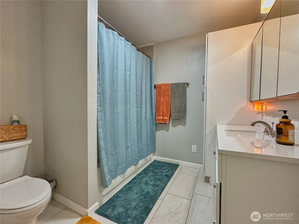 307 Orchard Avenue Elmer City, WA 99124