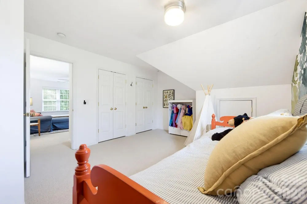 4220 Belle Meade Circle Belmont, NC 28012