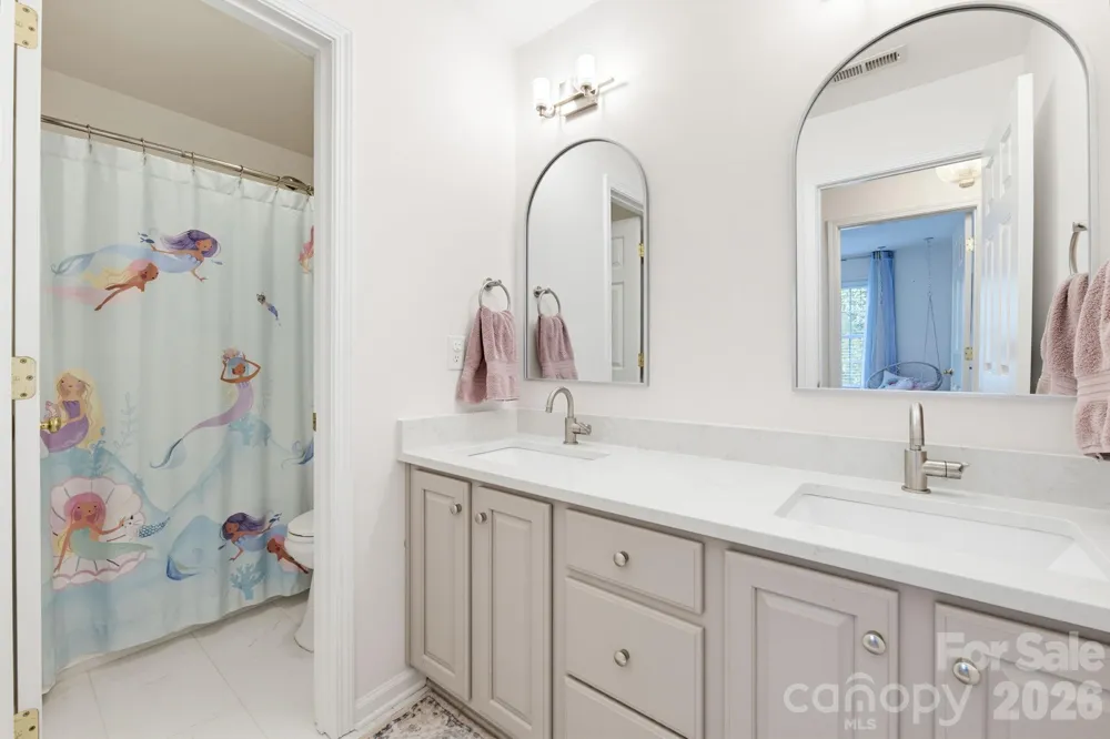 4220 Belle Meade Circle Belmont, NC 28012