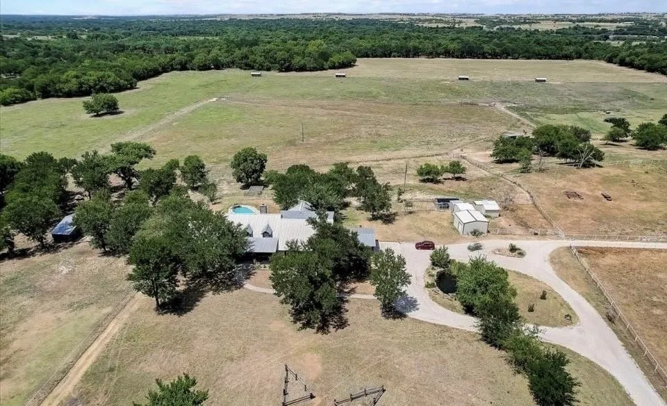 9494 Waide Road Sanger, TX 76266