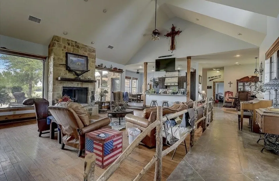 9494 Waide Road Sanger, TX 76266