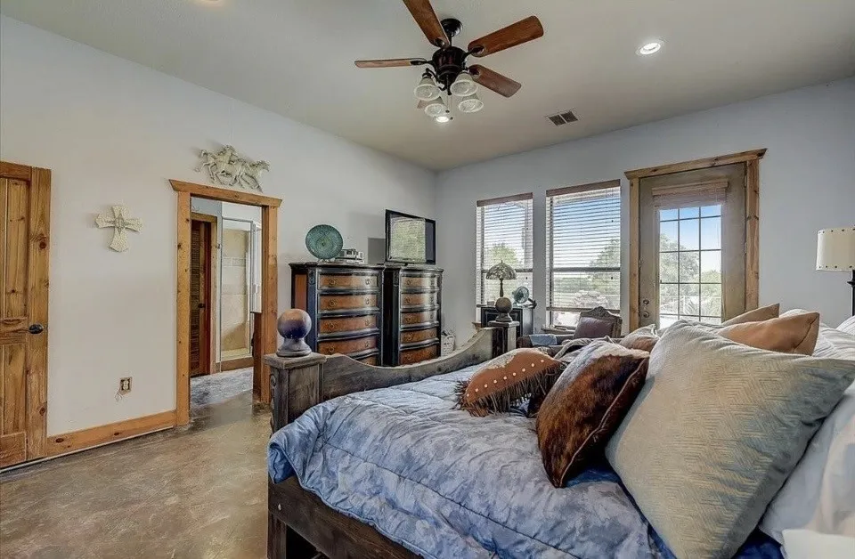 9494 Waide Road Sanger, TX 76266
