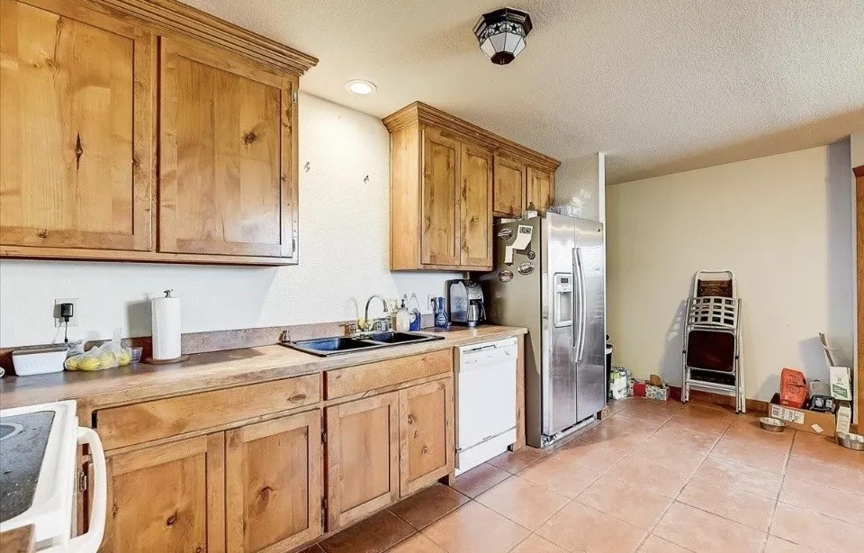 9494 Waide Road Sanger, TX 76266
