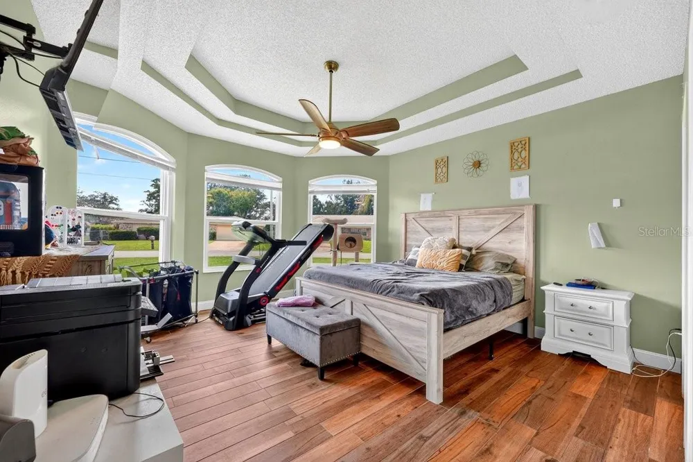800 COLTRA LANE Deltona, FL 32725