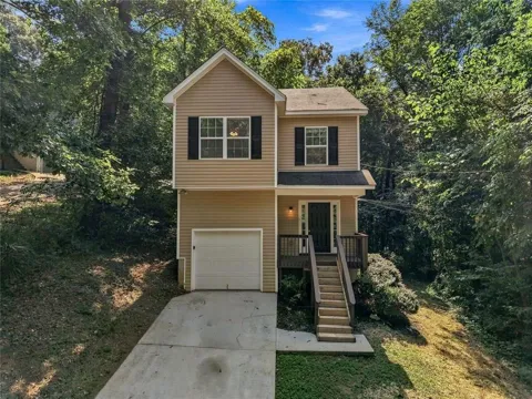 4421 Wallace Circle