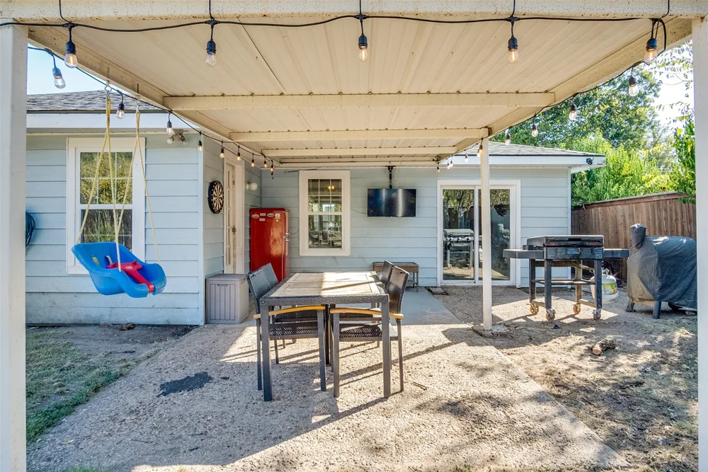 910 Norton Street Weatherford, TX 76086