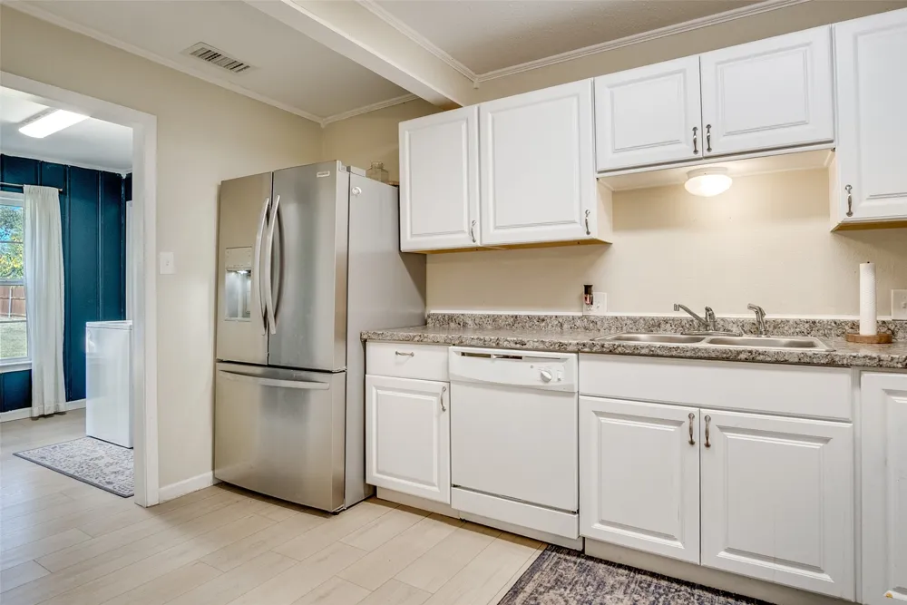 910 Norton Street Weatherford, TX 76086