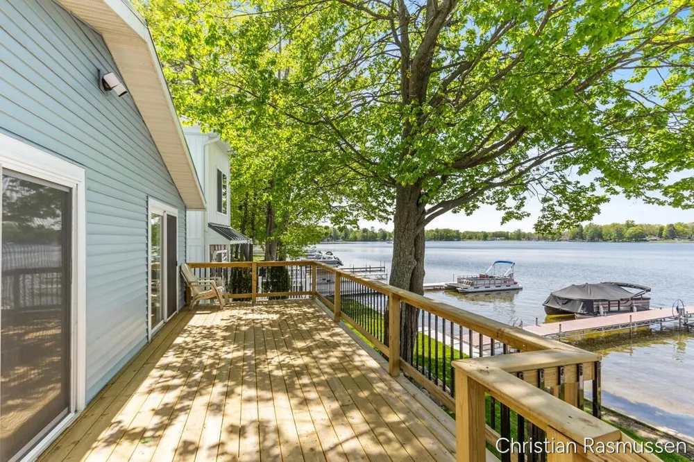 1025 Adams Street NW Stanton, MI 48888