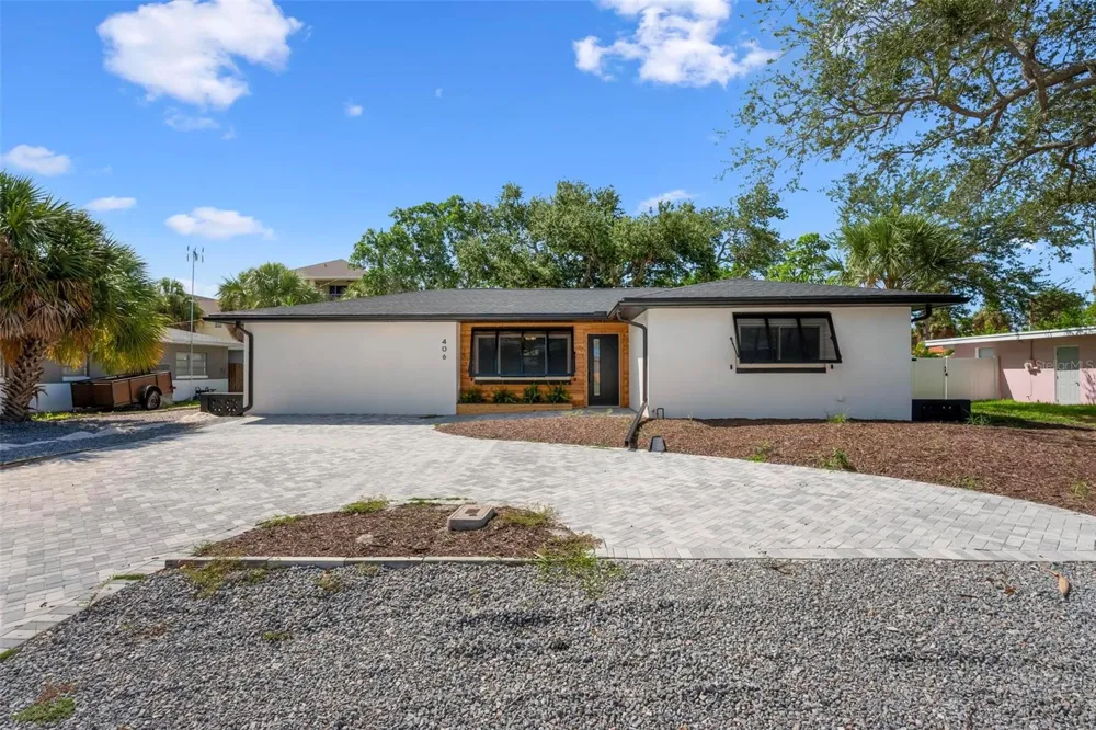 406 88TH AVENUE St Pete Beach, FL 33706