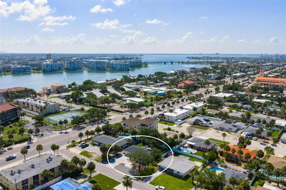 406 88TH AVENUE St Pete Beach, FL 33706
