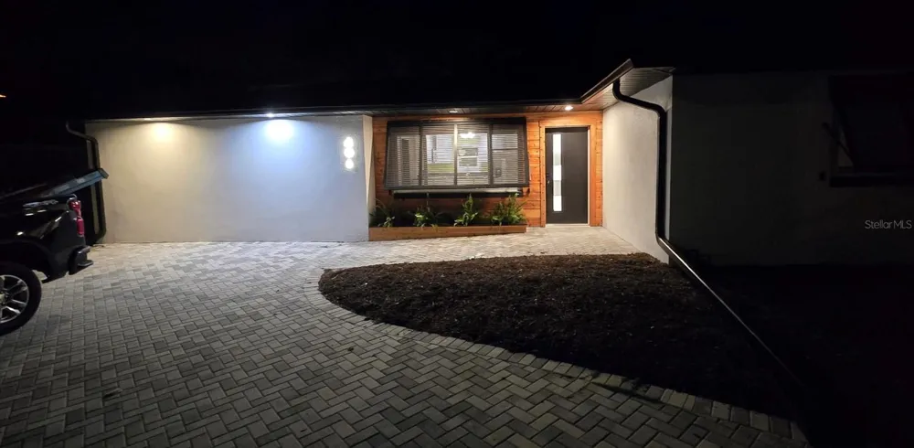 406 88TH AVENUE St Pete Beach, FL 33706