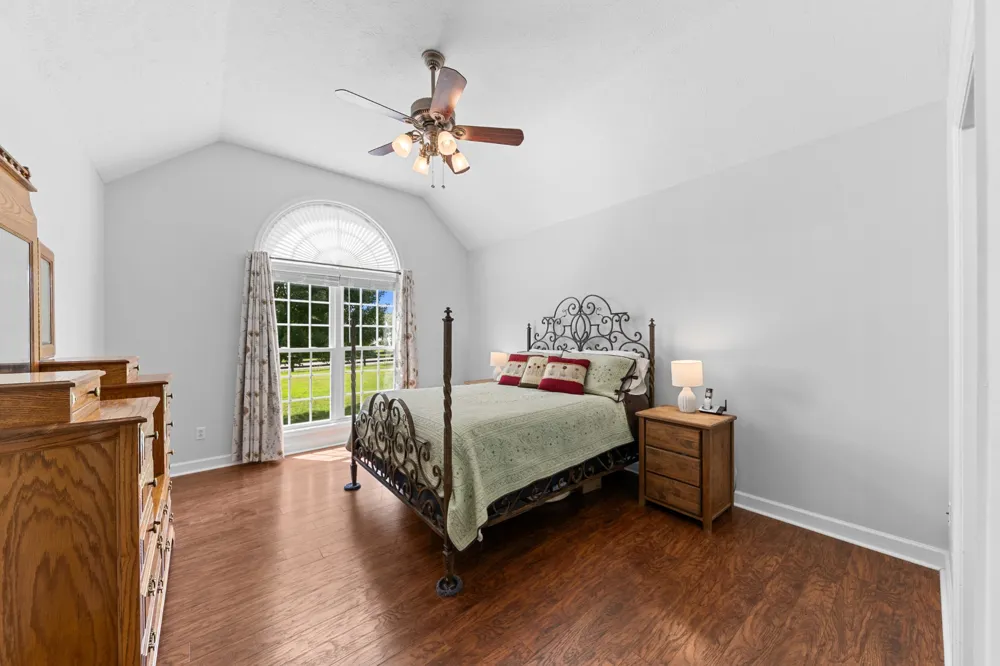 4287 Smiley Rd Chapel Hill, TN 37034