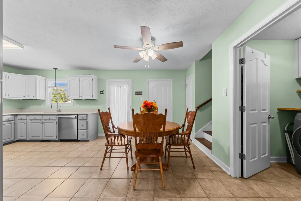 4287 Smiley Rd Chapel Hill, TN 37034