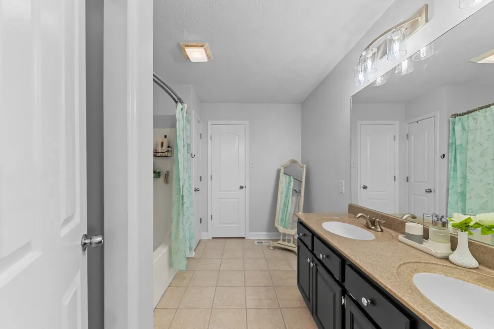 4287 Smiley Rd Chapel Hill, TN 37034