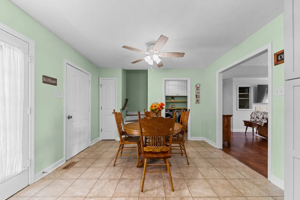4287 Smiley Rd Chapel Hill, TN 37034