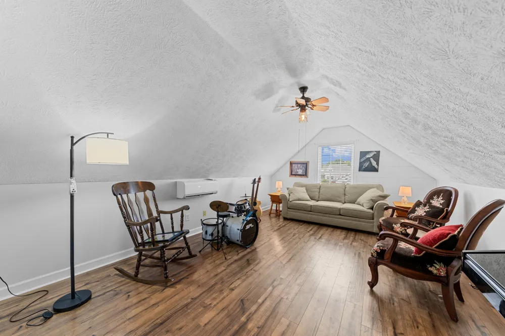 4287 Smiley Rd Chapel Hill, TN 37034