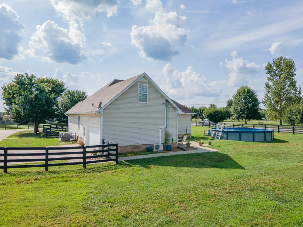 4287 Smiley Rd Chapel Hill, TN 37034