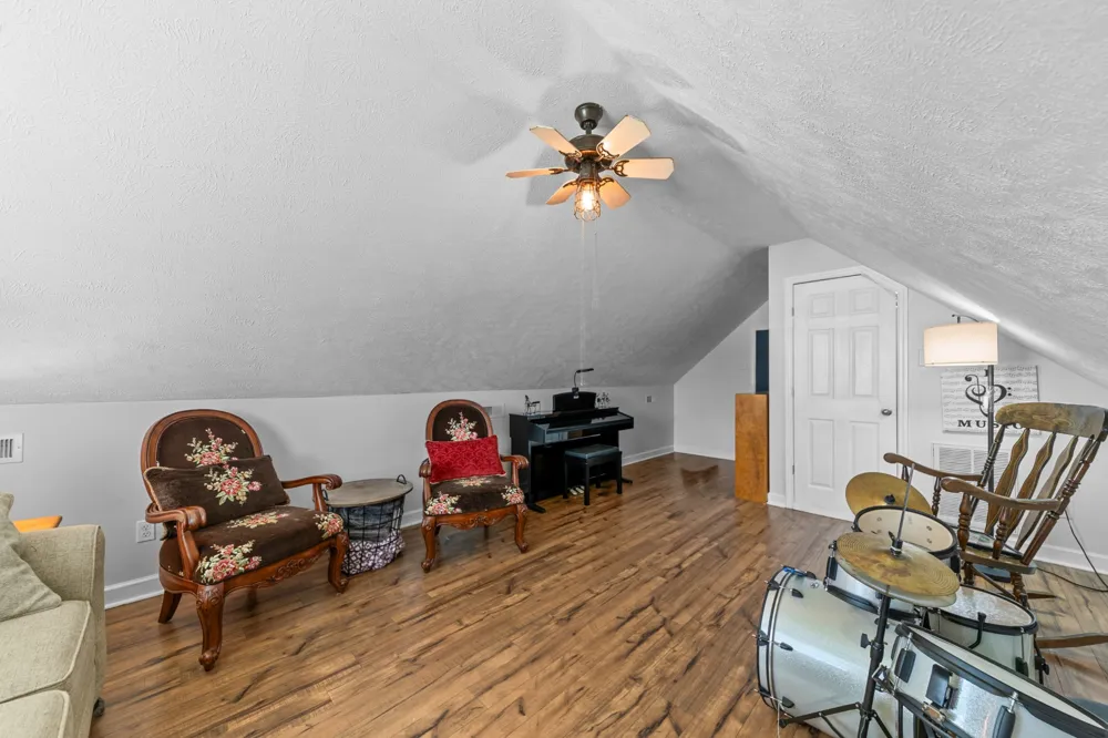 4287 Smiley Rd Chapel Hill, TN 37034