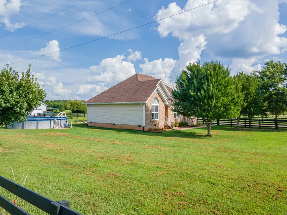 4287 Smiley Rd Chapel Hill, TN 37034