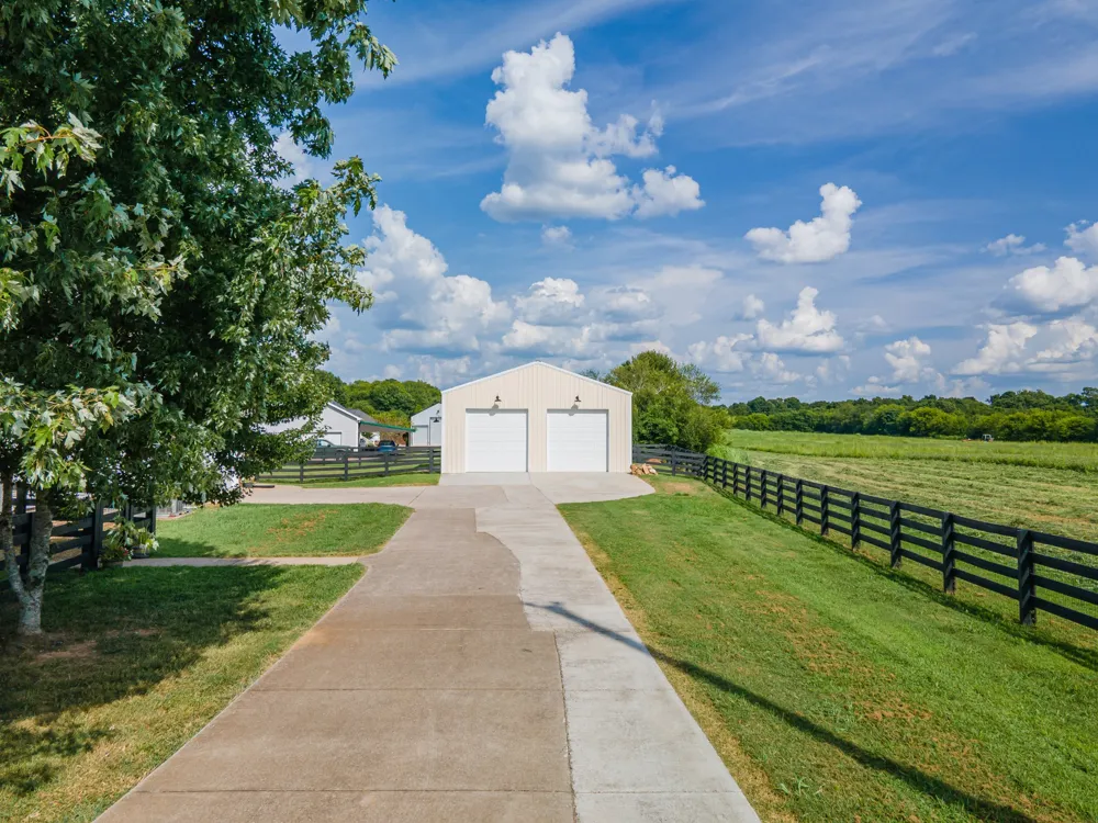 4287 Smiley Rd Chapel Hill, TN 37034