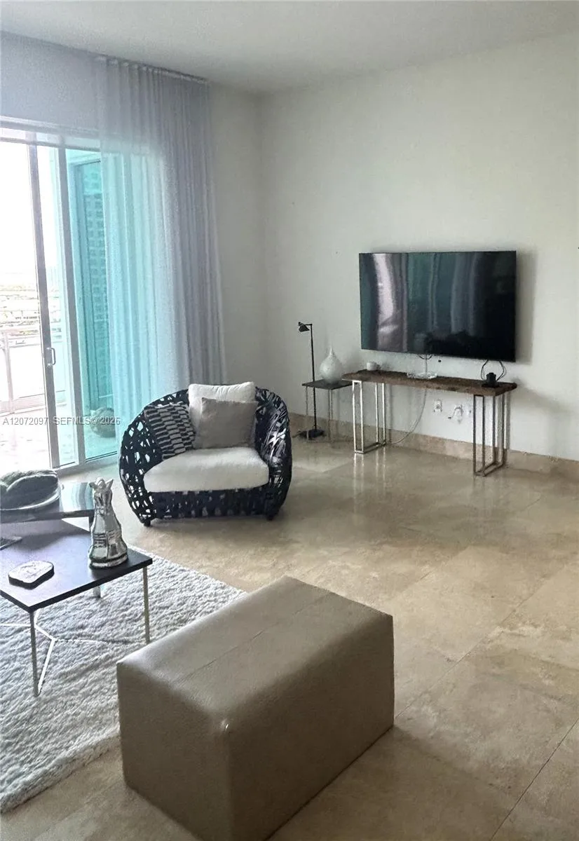 900 Brickell Key Blvd #2602 Miami, FL 33131