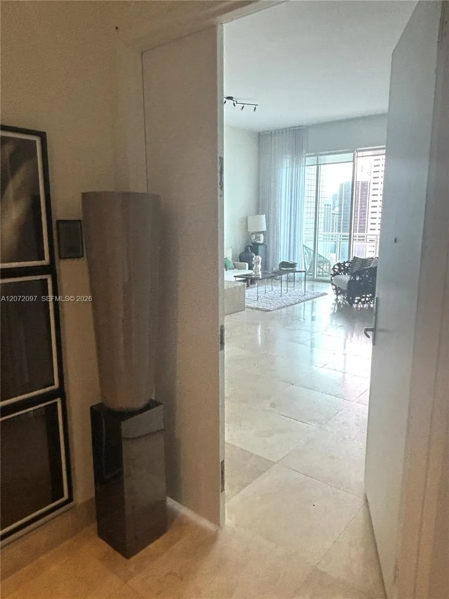 900 Brickell Key Blvd #2602 Miami, FL 33131