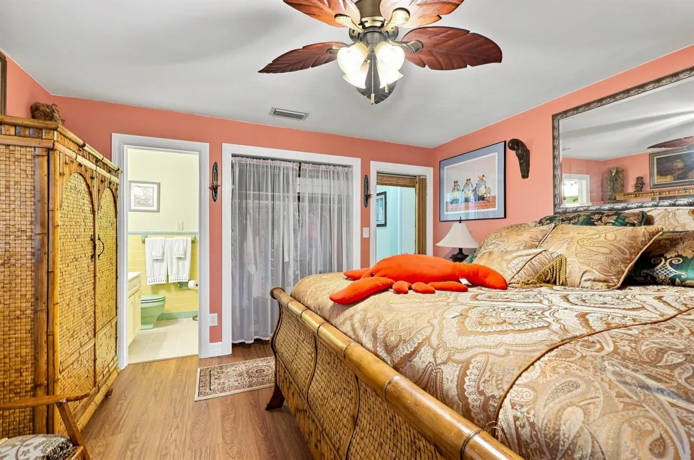 1111 TRINIDAD AVENUE Fort Pierce, FL 34982