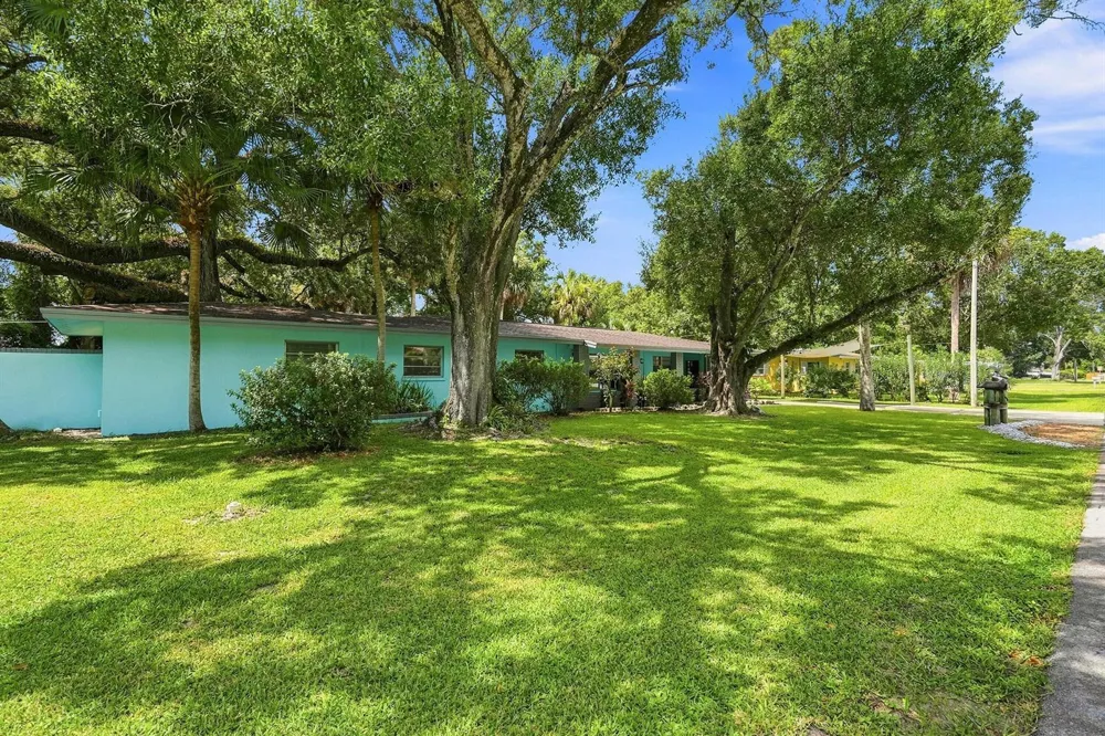 1111 TRINIDAD AVENUE Fort Pierce, FL 34982