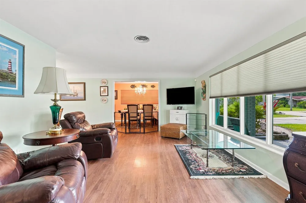 1111 TRINIDAD AVENUE Fort Pierce, FL 34982