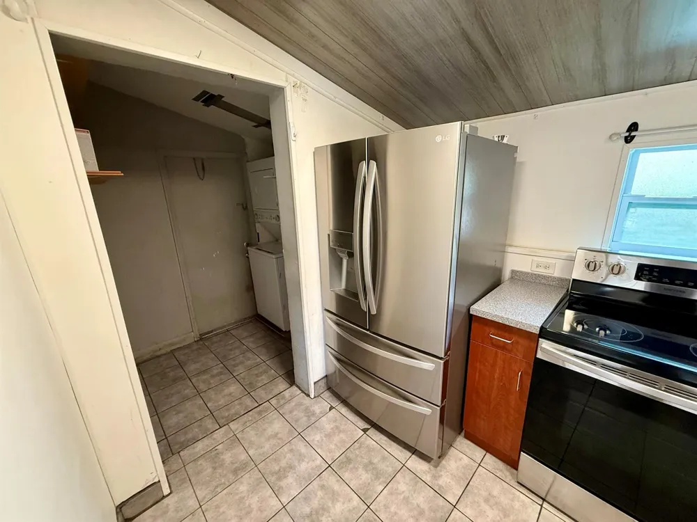 1980 SW 66TH AVENUE North Lauderdale, FL 33068