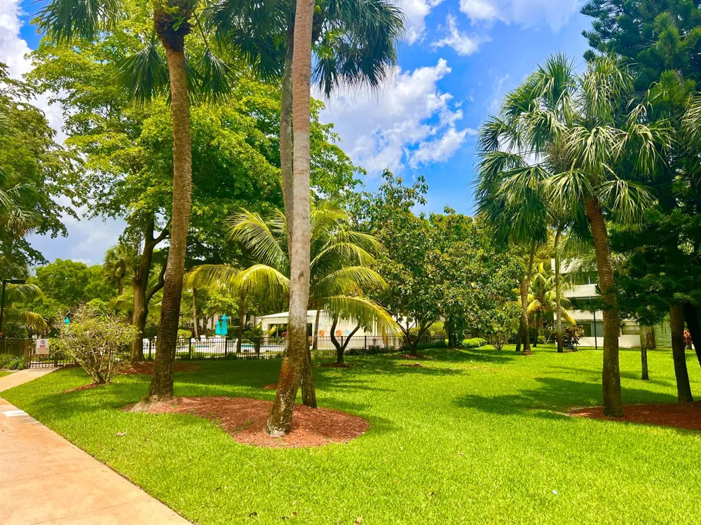 5155 E SABAL PALM BOULEVARD #209 Tamarac, FL 33319