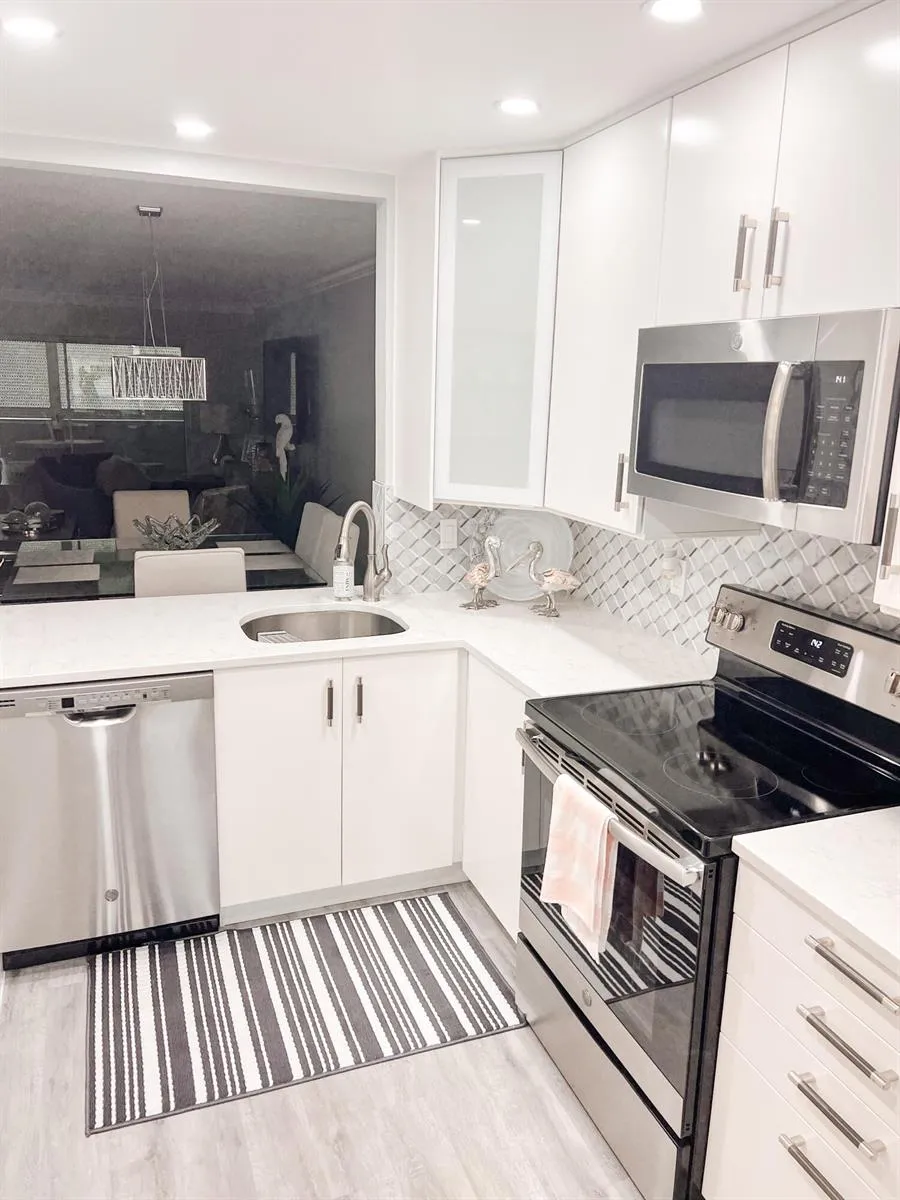 5155 E SABAL PALM BOULEVARD #209 Tamarac, FL 33319