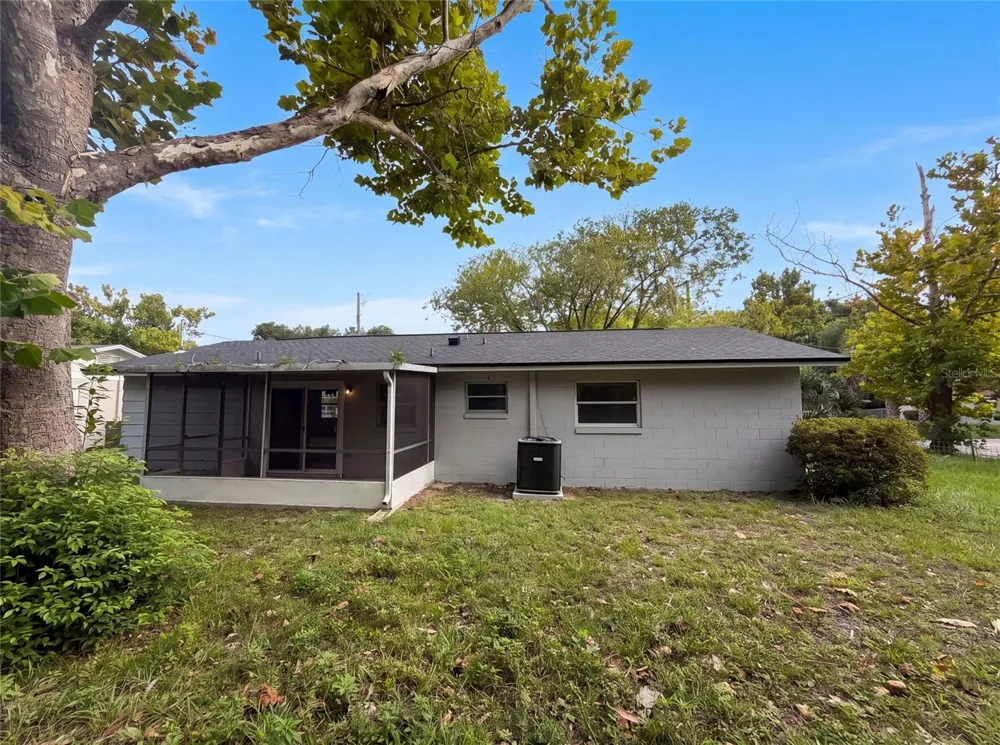 1735 JEFFERSON DRIVE Mount Dora, FL 32757