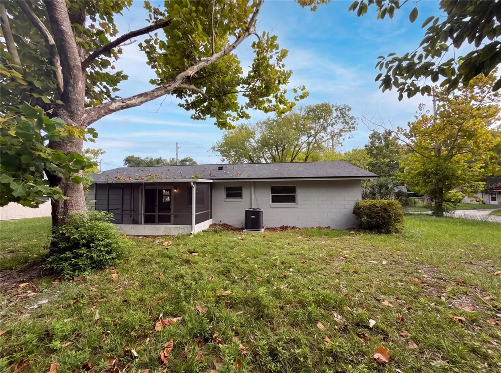 1735 JEFFERSON DRIVE Mount Dora, FL 32757