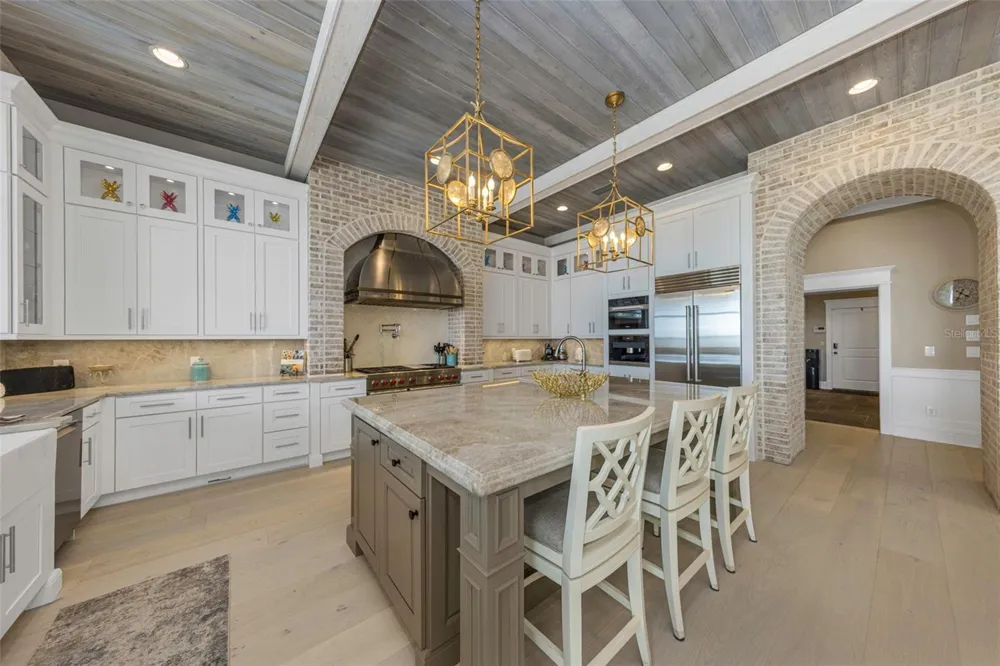 1744 SANTA BARBARA DRIVE Dunedin, FL 34698