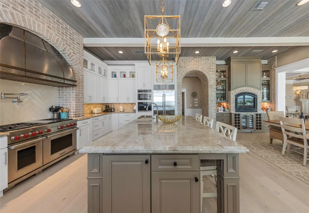 1744 SANTA BARBARA DRIVE Dunedin, FL 34698